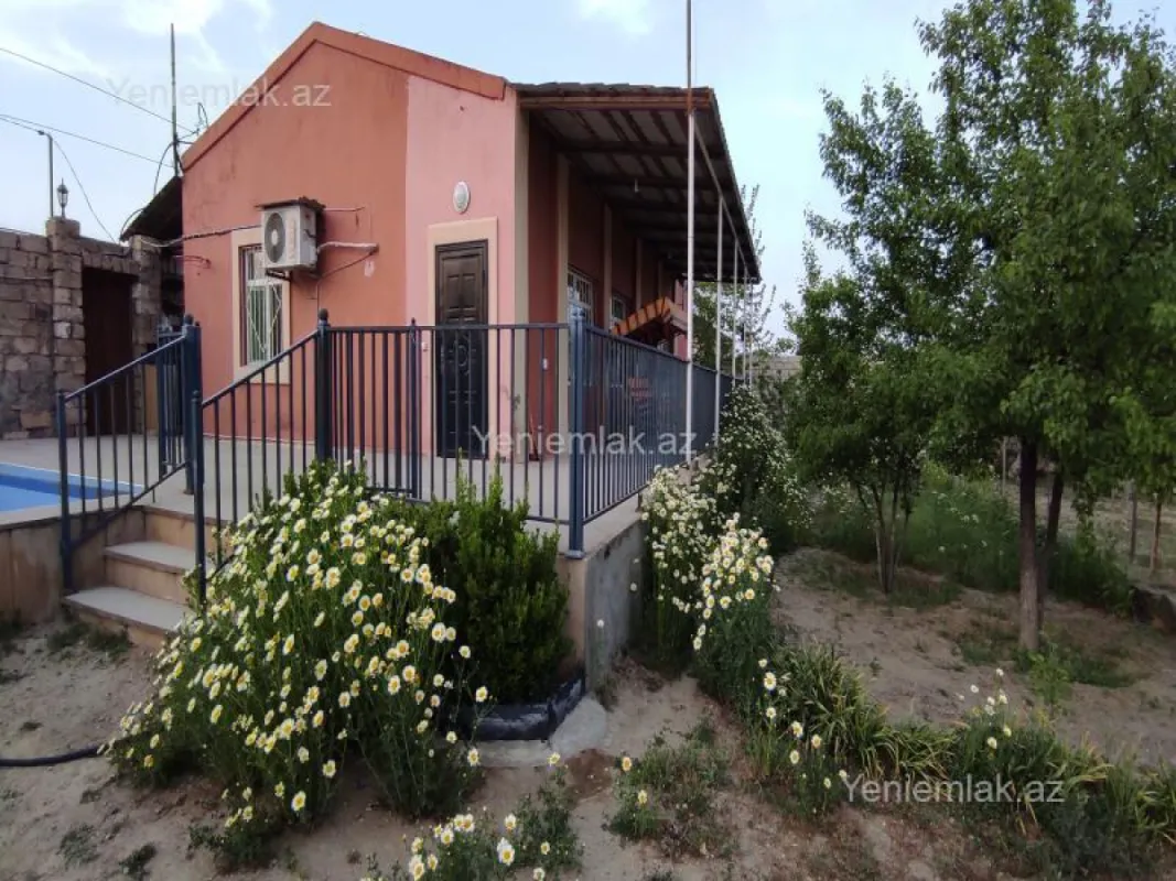 Satılır 3 otaqlı həyət evi 110 m²