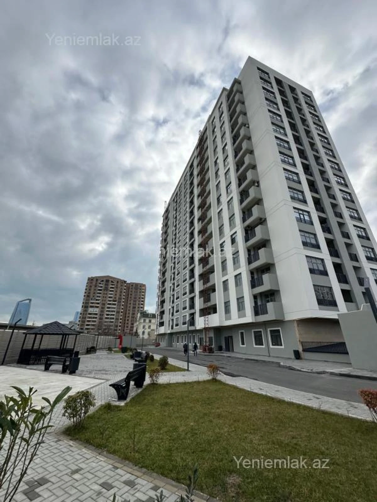 Satılır 3 otaqlı yeni tikili 112 m²