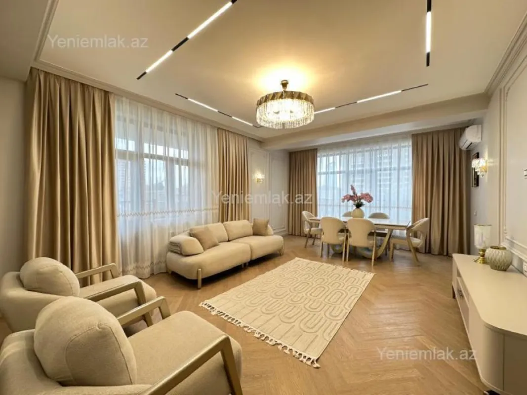 Satılır 3 otaqlı yeni tikili 112 m²