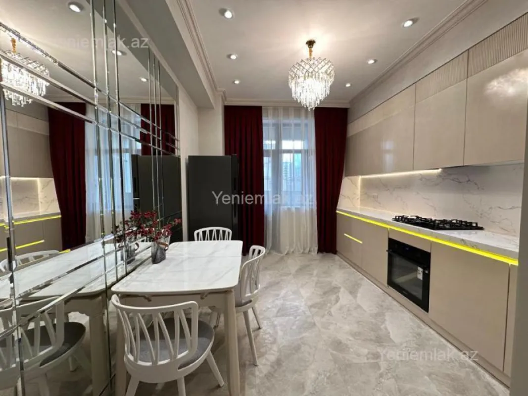 Satılır 3 otaqlı yeni tikili 112 m²