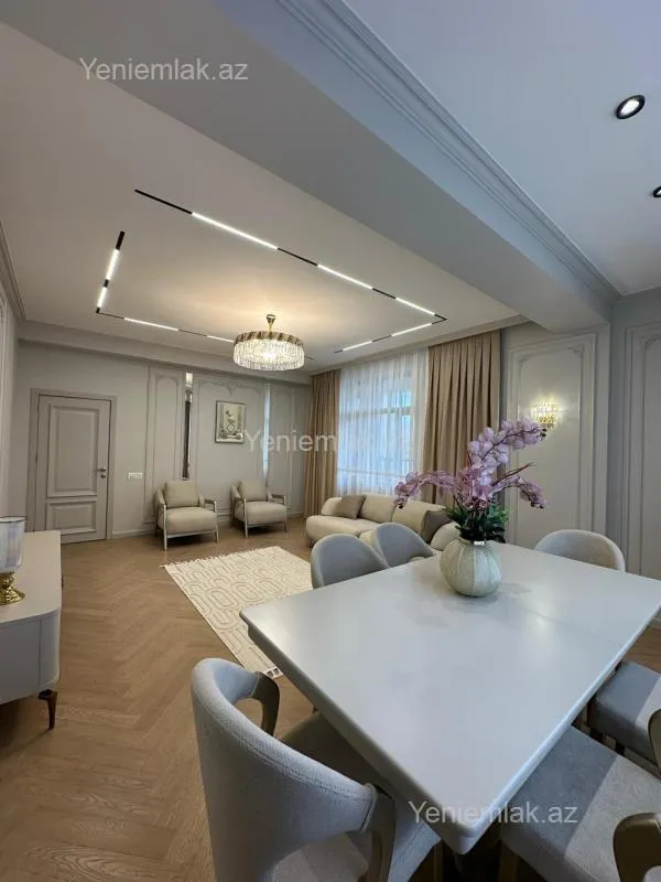 Satılır 3 otaqlı yeni tikili 112 m²