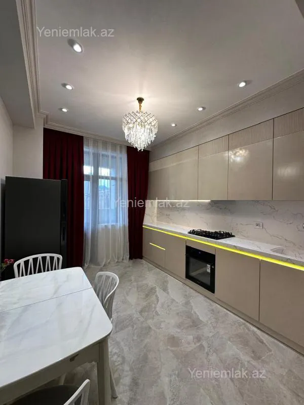 Satılır 3 otaqlı yeni tikili 112 m²