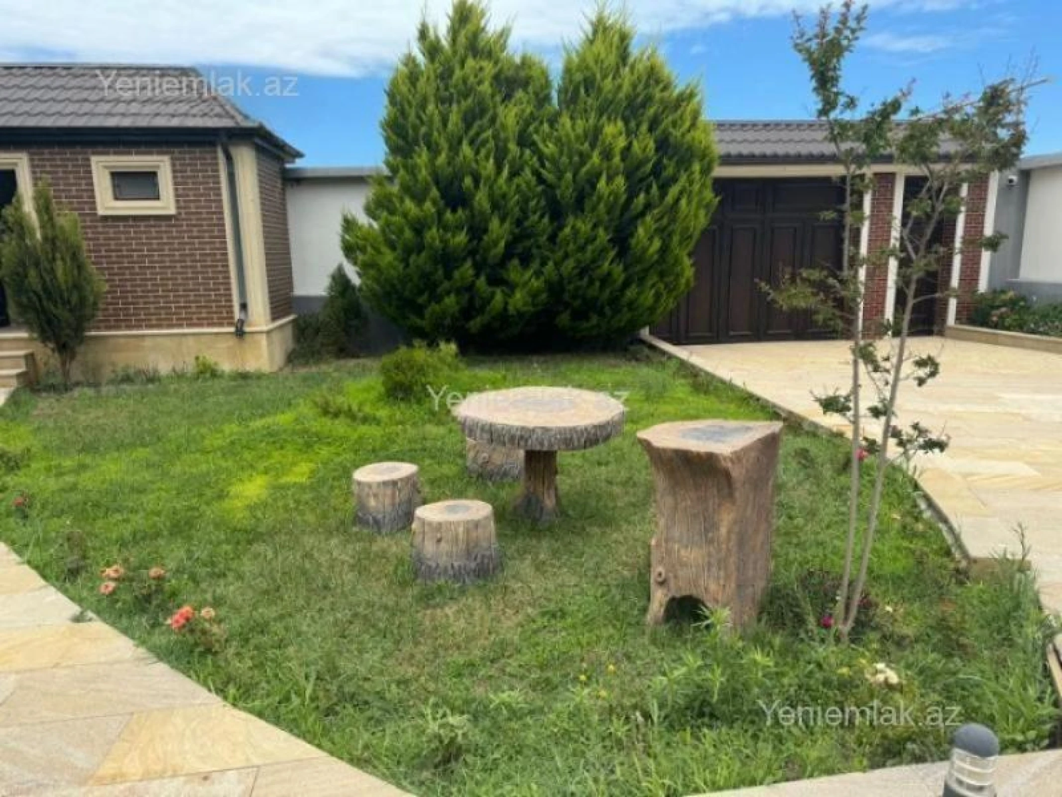 Satılır 5 otaqlı həyət evi 175 m²