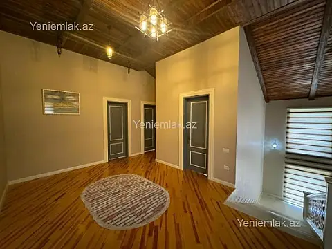 Satılır 5 otaqlı həyət evi 175 m²