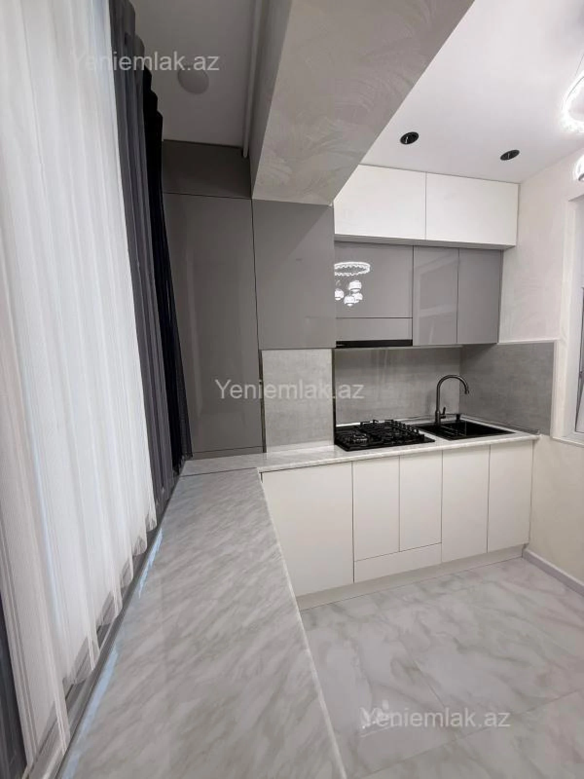 Satılır 3 otaqlı köhnə tikili 65 m²
