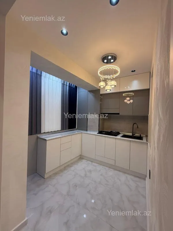 Satılır 3 otaqlı köhnə tikili 65 m²