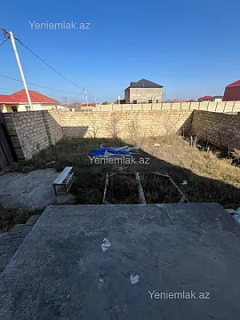 Satılır 6 otaqlı həyət evi 200 m²