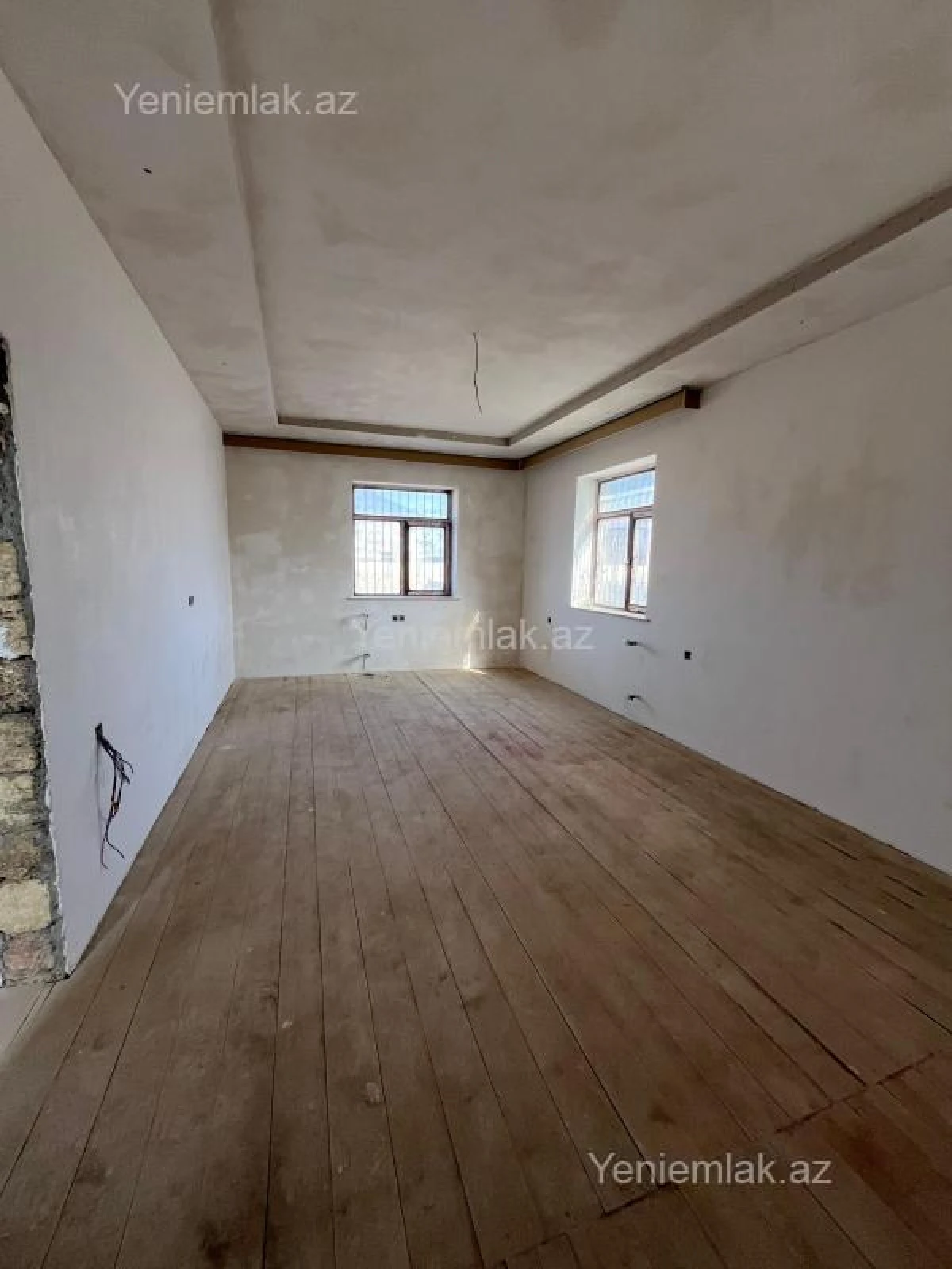 Satılır 6 otaqlı həyət evi 200 m²