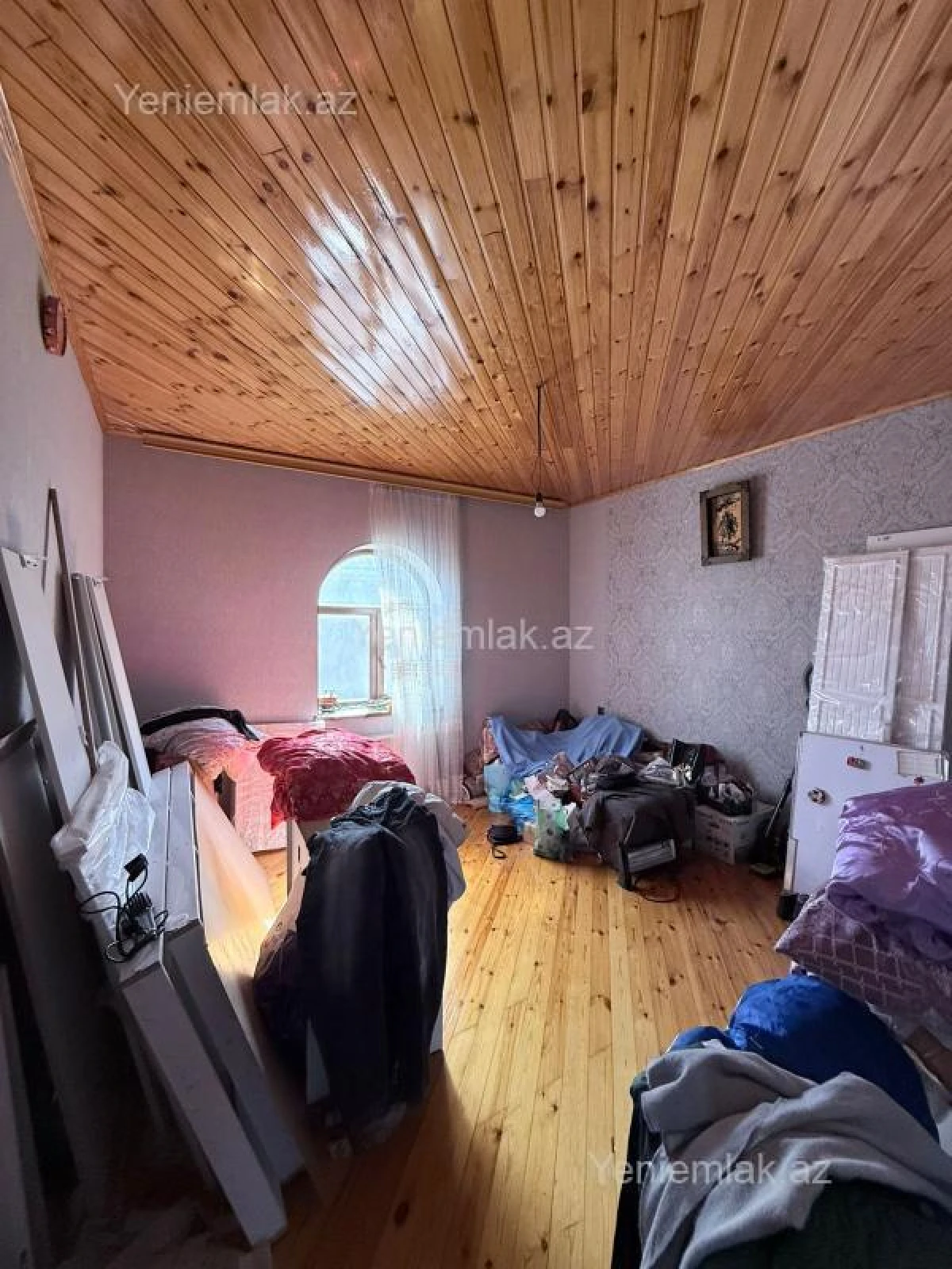 Satılır 6 otaqlı həyət evi 220 m²