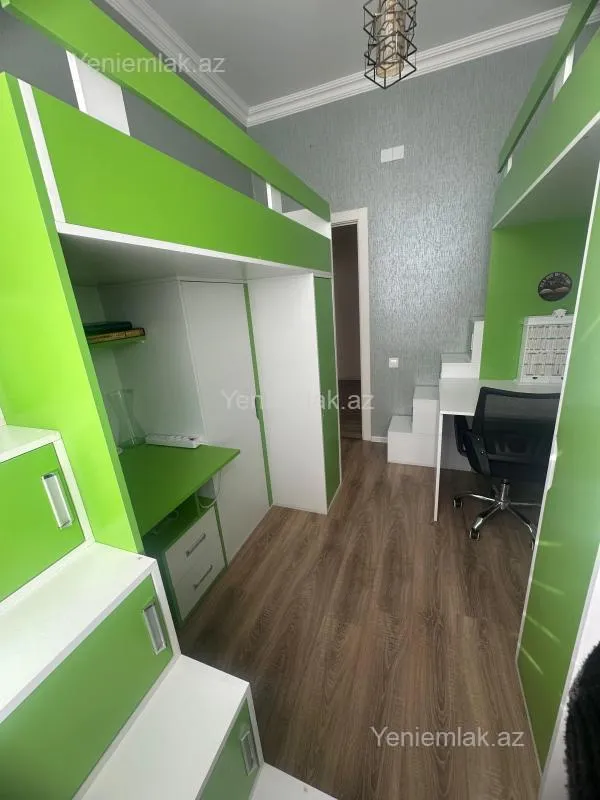 Satılır 3 otaqlı yeni tikili 80 m²