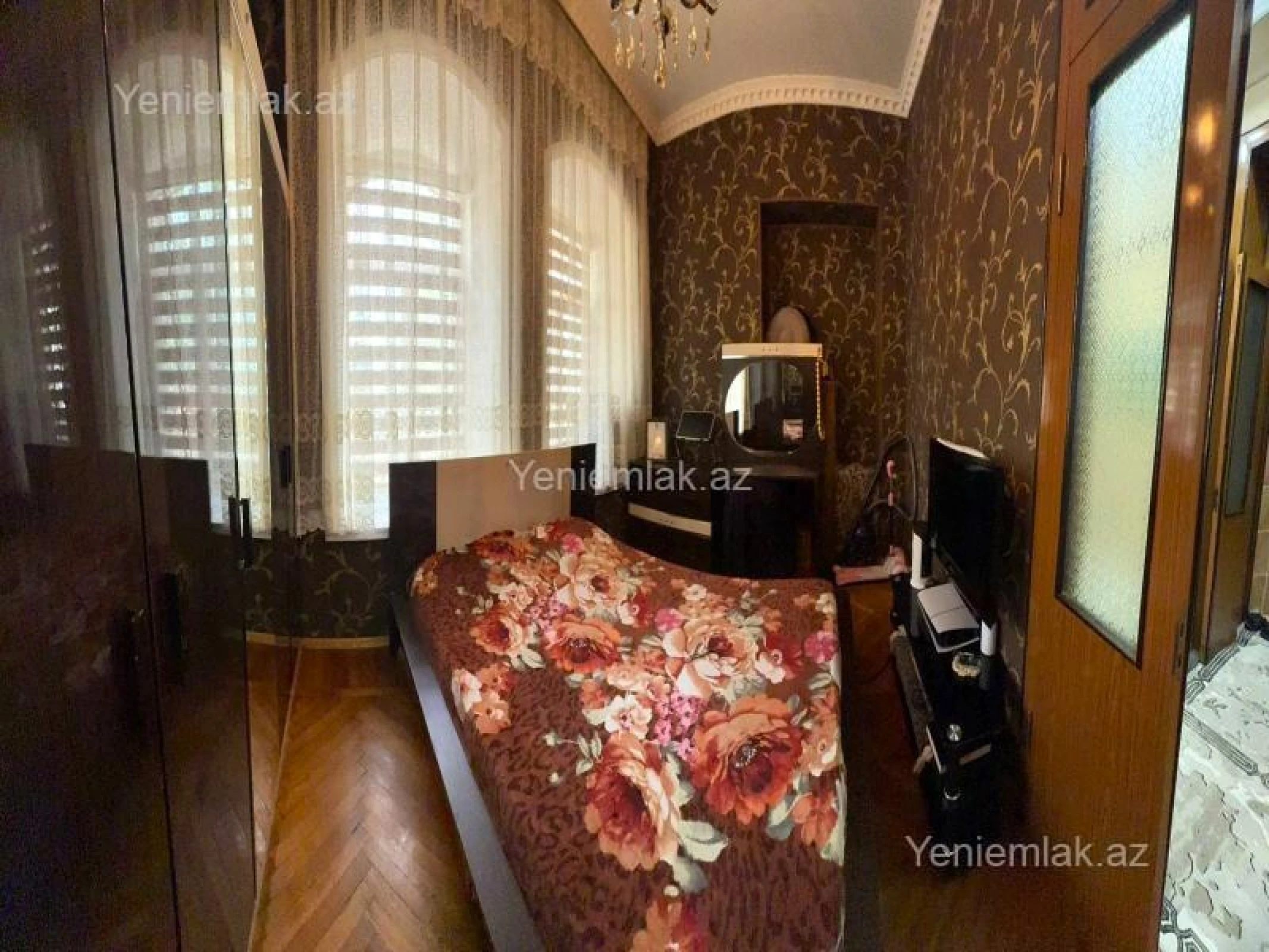 Satılır 3 otaqlı köhnə tikili 105 m²