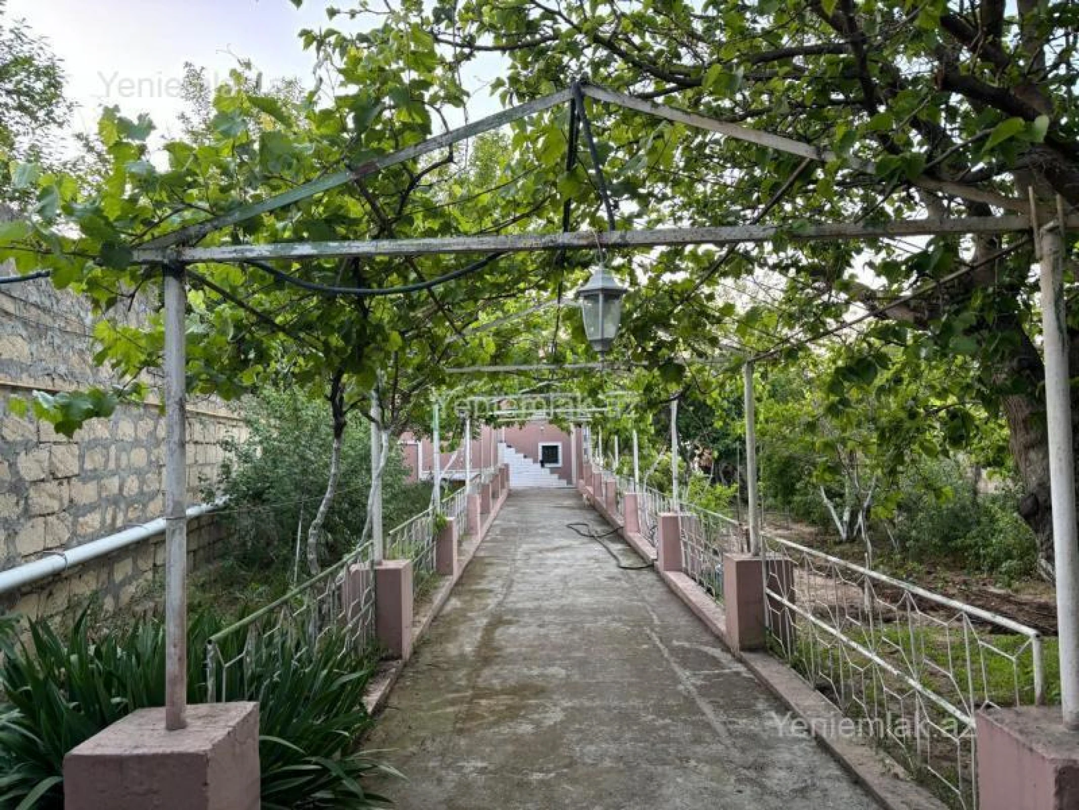 Satılır 4 otaqlı həyət evi 150 m²