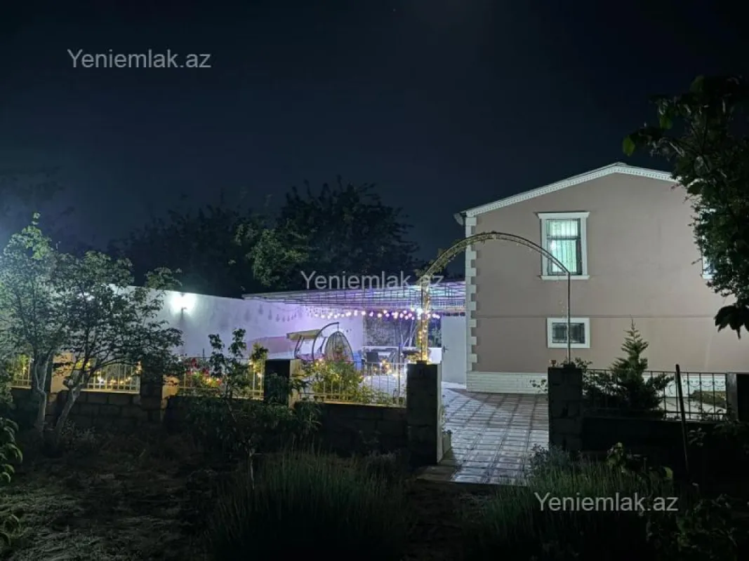 Satılır 4 otaqlı həyət evi 150 m²