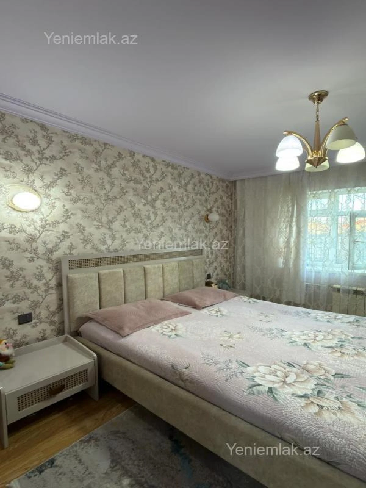 Satılır 2 otaqlı köhnə tikili 55 m²