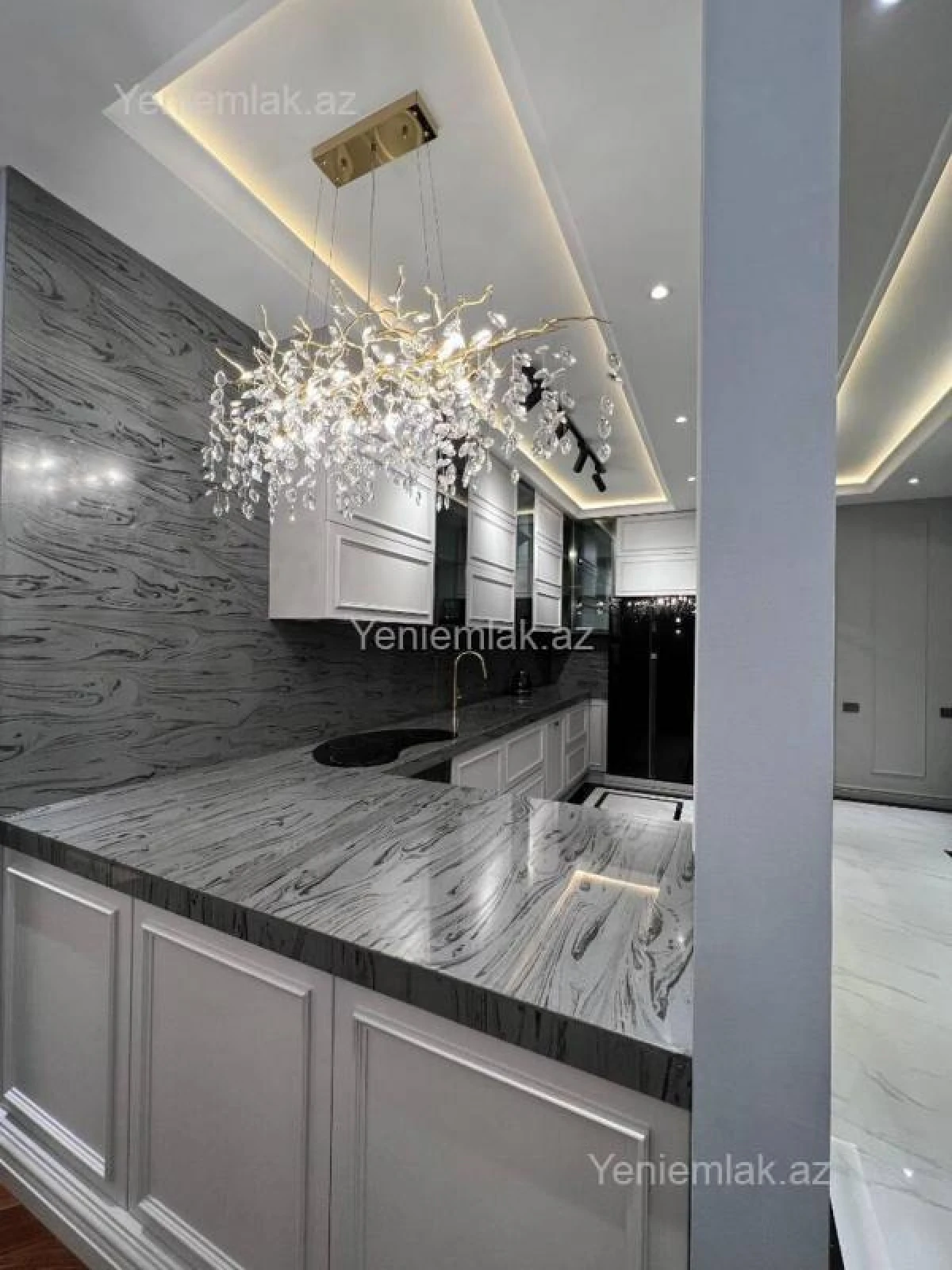 Satılır 2 otaqlı yeni tikili 106 m²