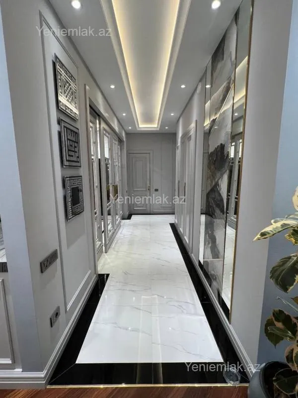 Satılır 2 otaqlı yeni tikili 106 m²