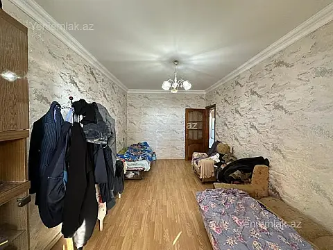Satılır 2 otaqlı köhnə tikili 60 m²