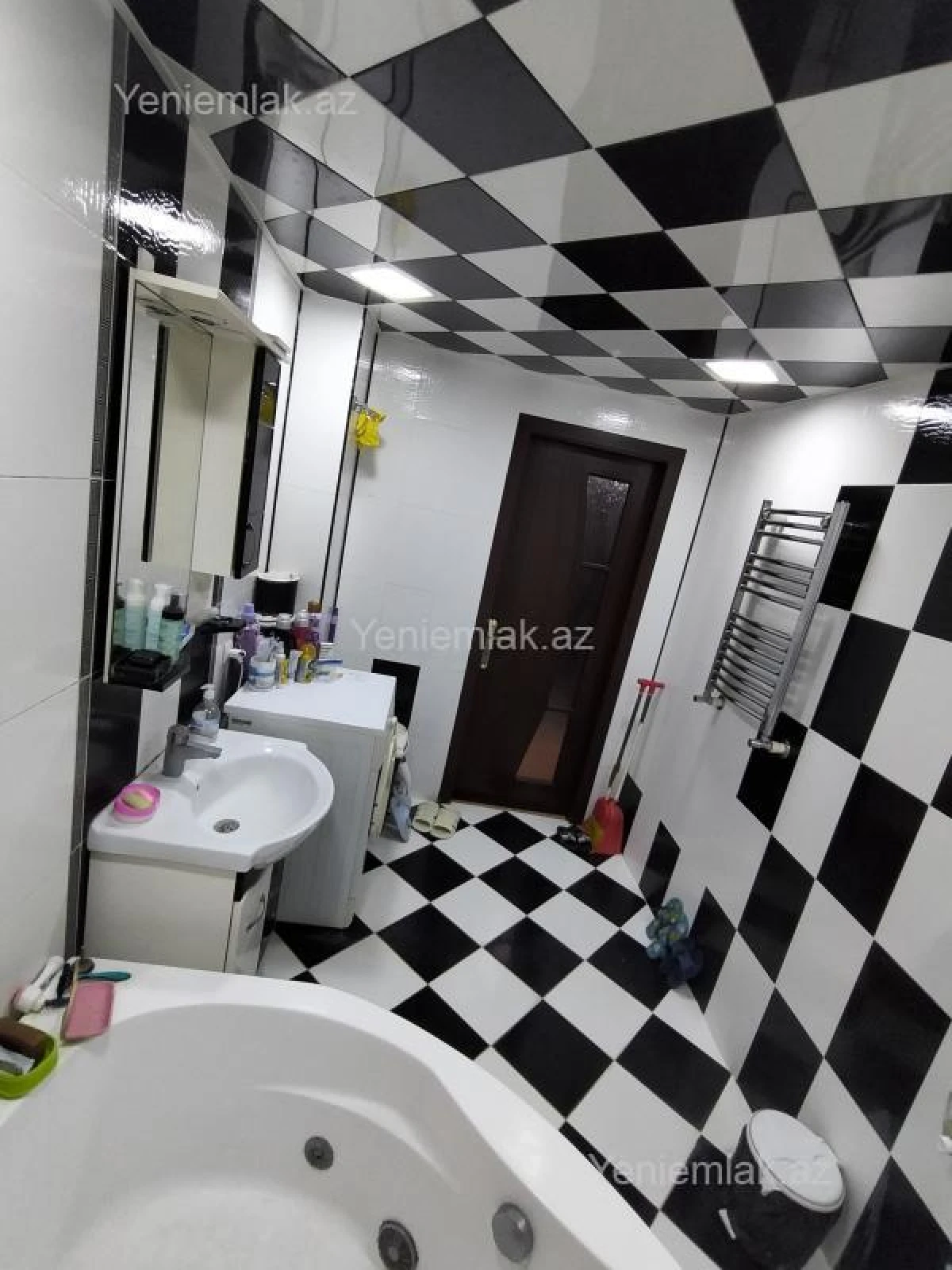 Satılır 2 otaqlı yeni tikili 80 m²