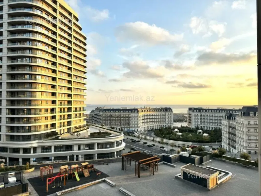 Satılır 3 otaqlı yeni tikili 120 m²