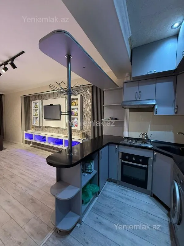 Satılır 3 otaqlı yeni tikili 77 m²