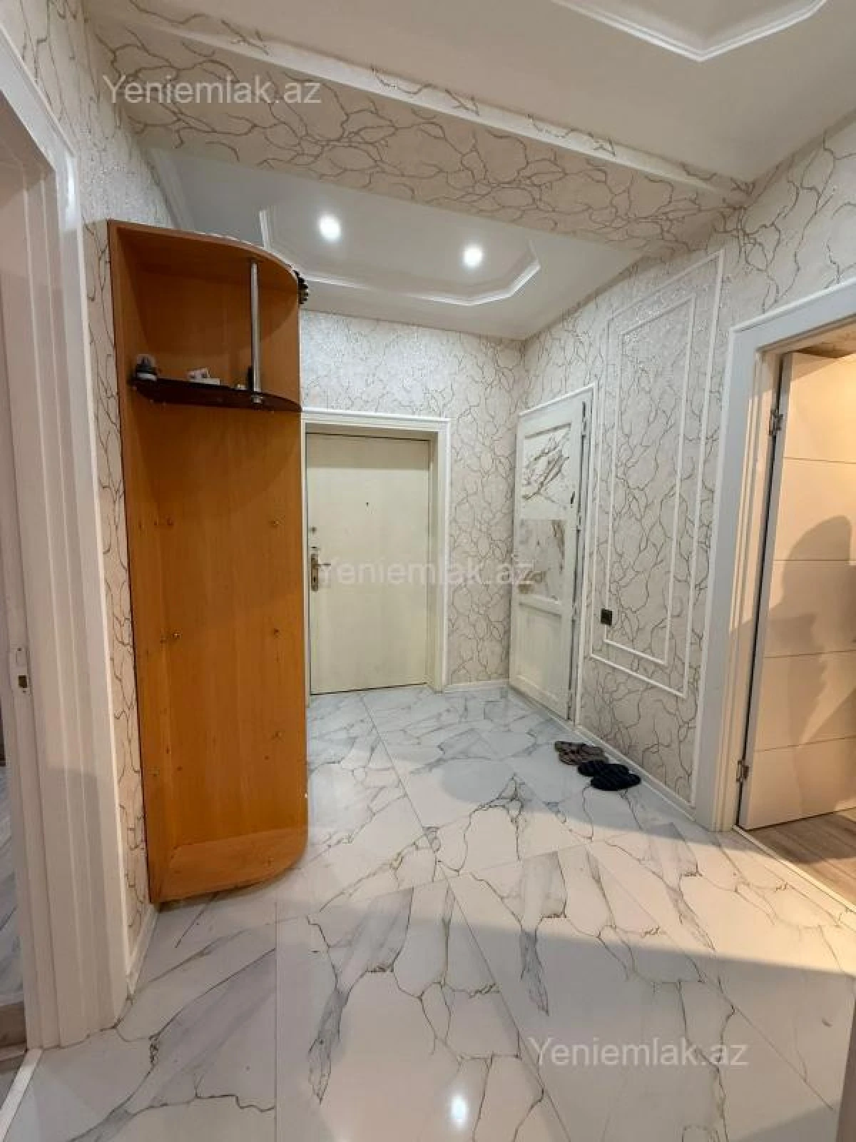 Satılır 3 otaqlı yeni tikili 77 m²