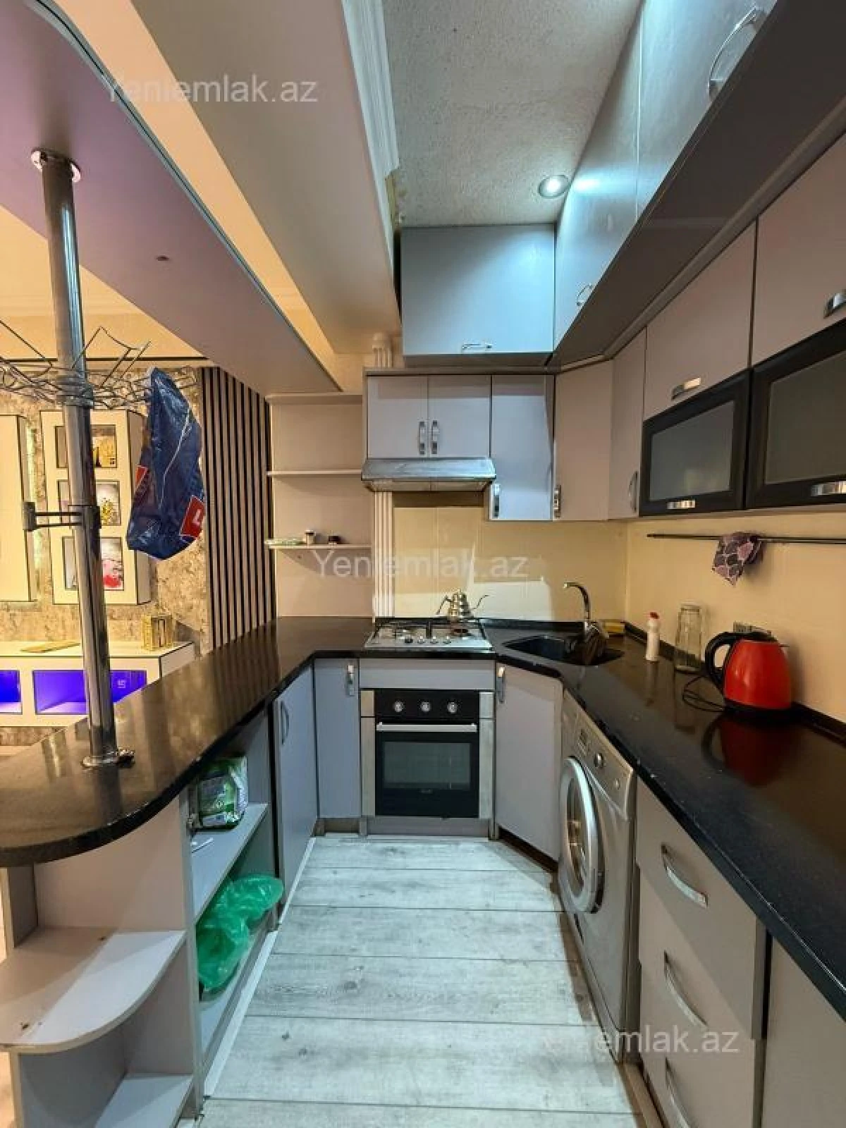 Satılır 3 otaqlı yeni tikili 77 m²