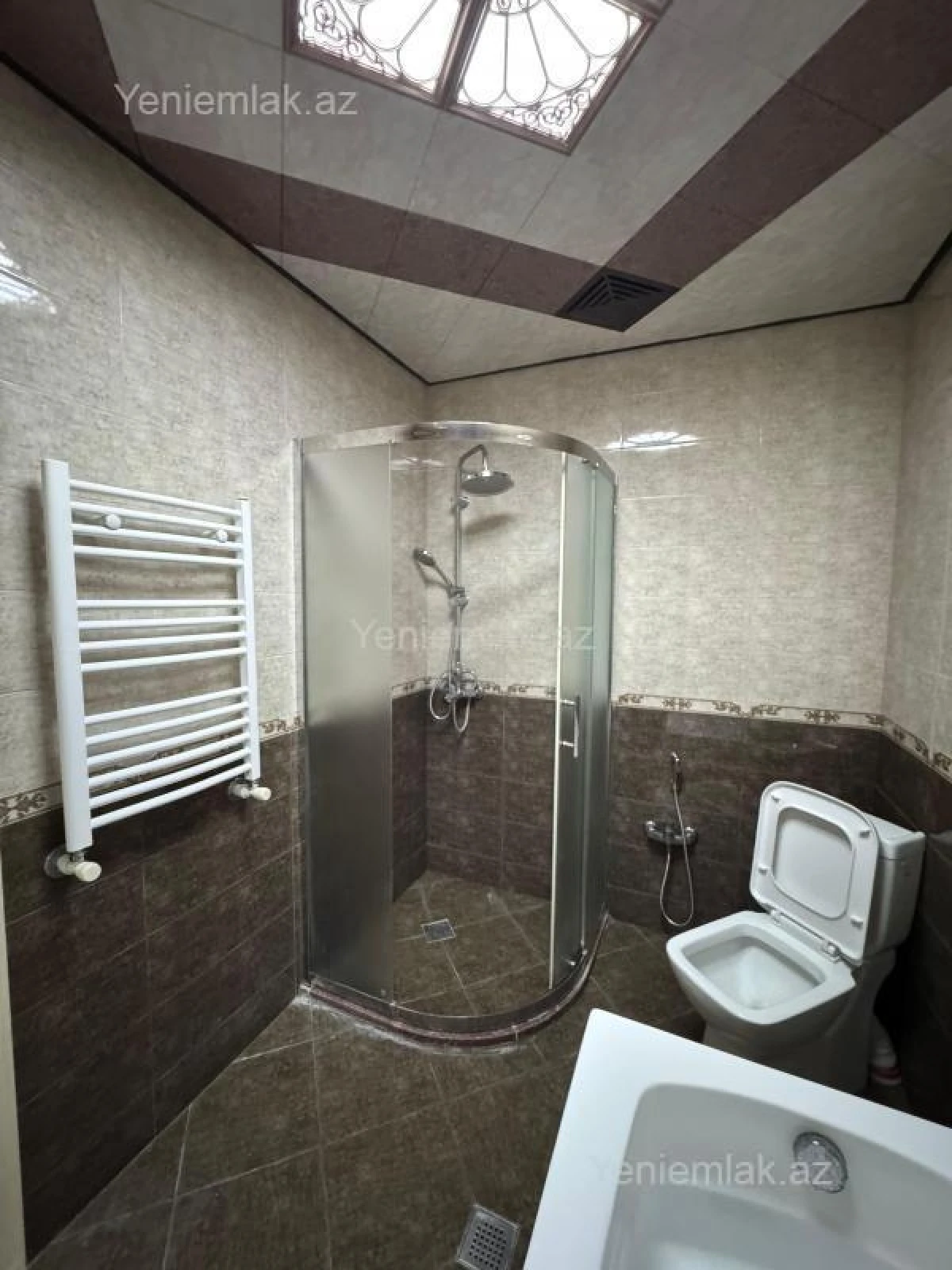 Satılır 3 otaqlı yeni tikili 120 m²