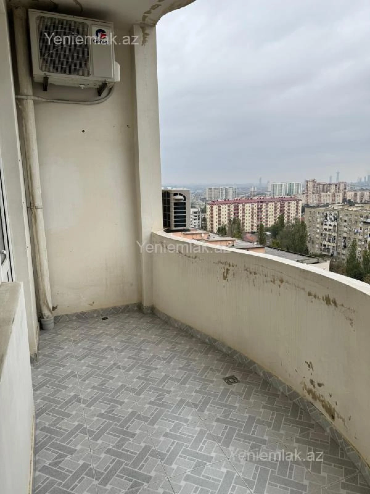 Satılır 3 otaqlı yeni tikili 120 m²