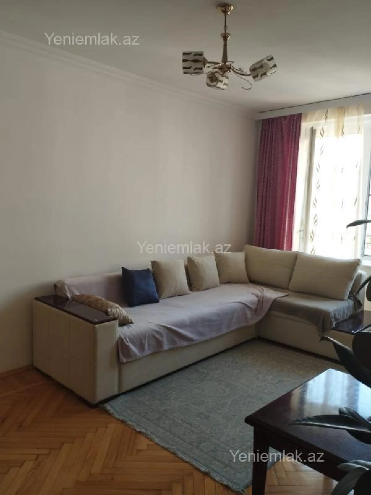 Satılır 2 otaqlı köhnə tikili 50 m²