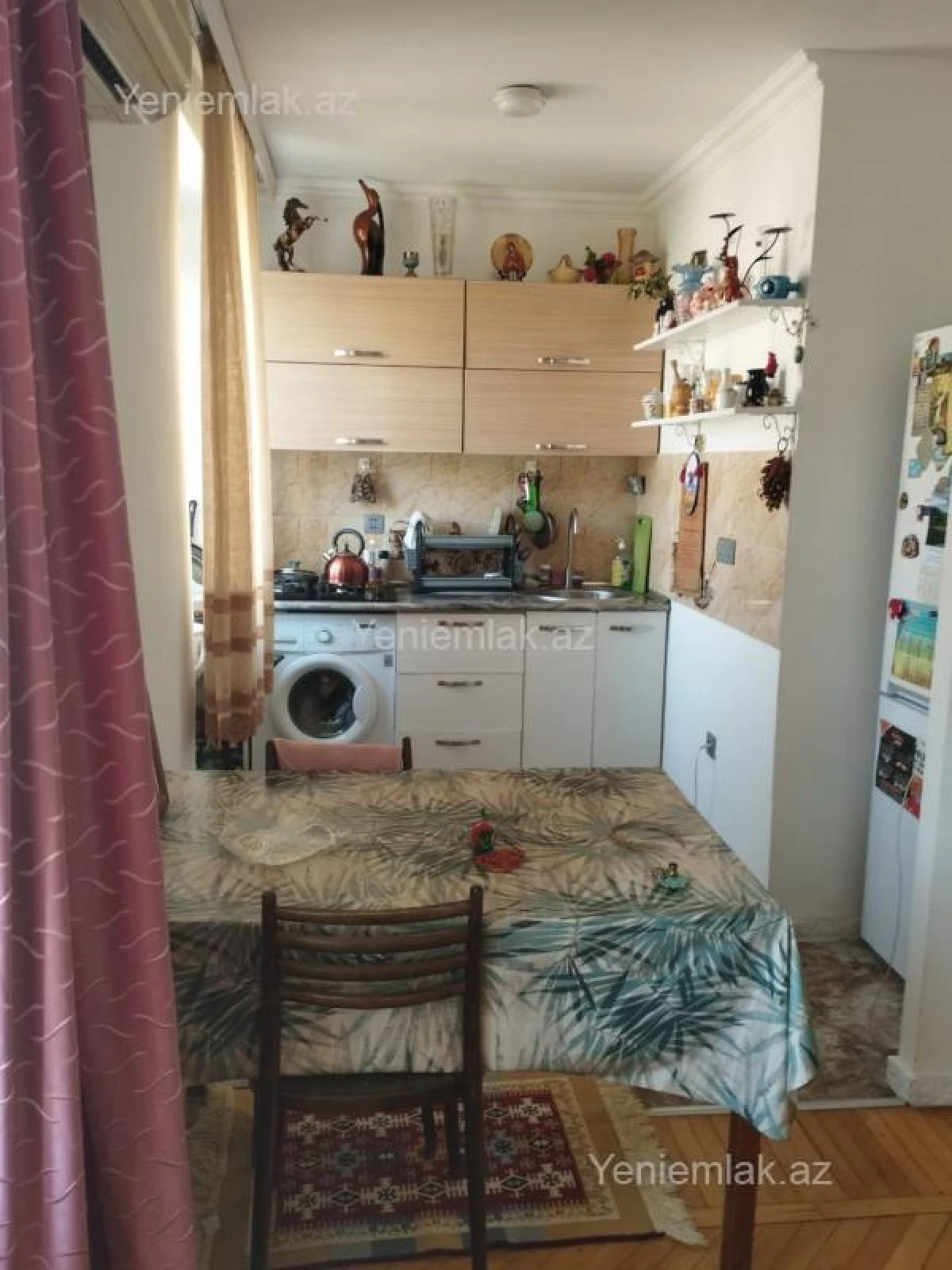 Satılır 2 otaqlı köhnə tikili 50 m²