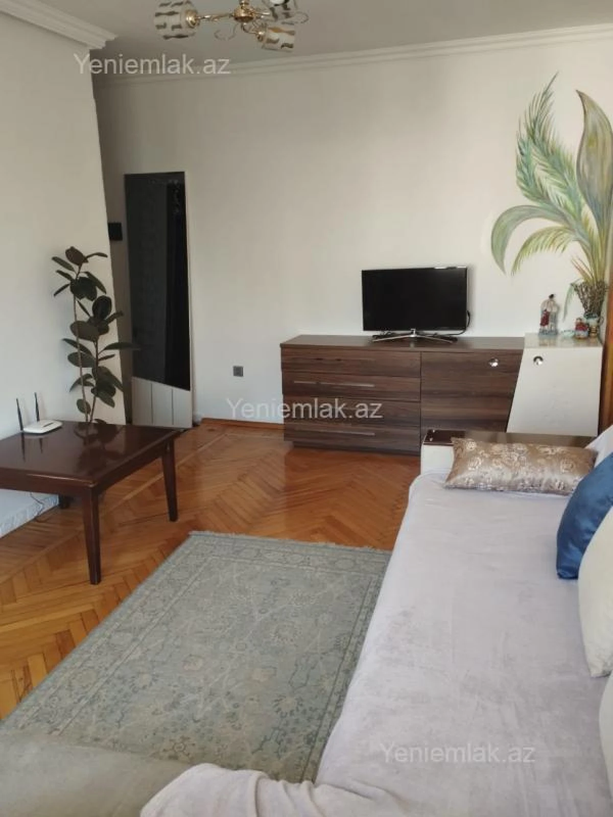 Satılır 2 otaqlı köhnə tikili 50 m²