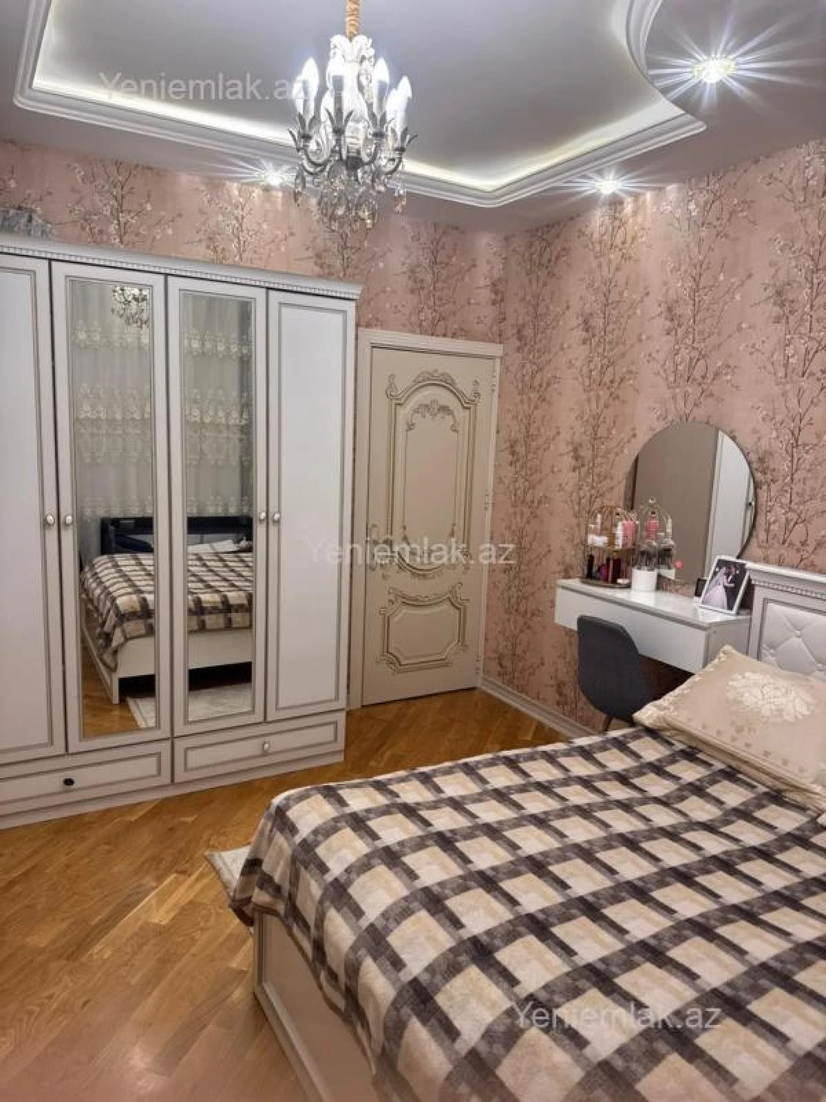 Satılır 3 otaqlı yeni tikili 101 m²