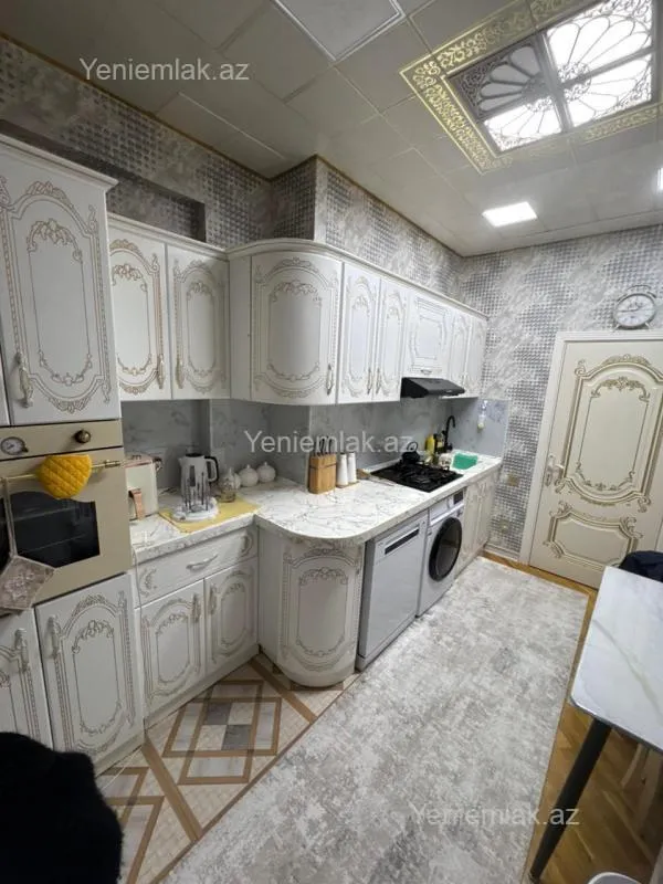 Satılır 3 otaqlı yeni tikili 101 m²