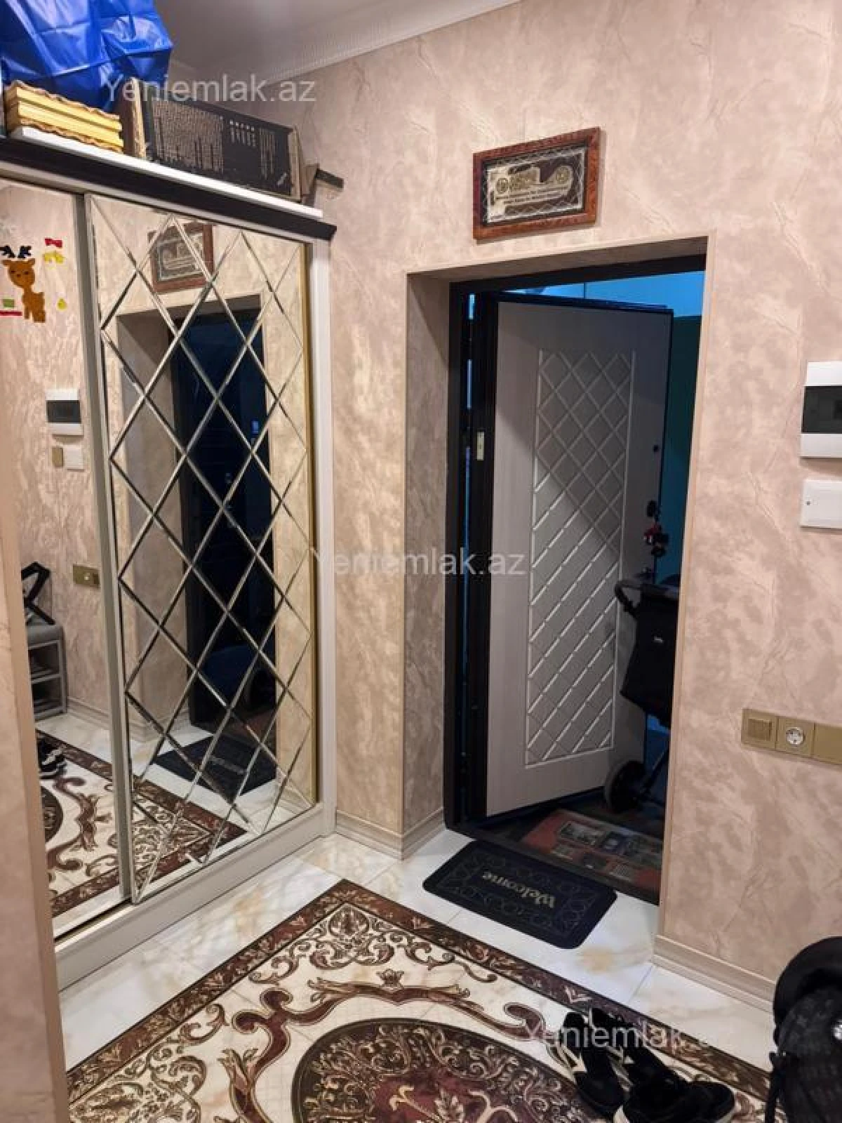 Satılır 3 otaqlı yeni tikili 101 m²