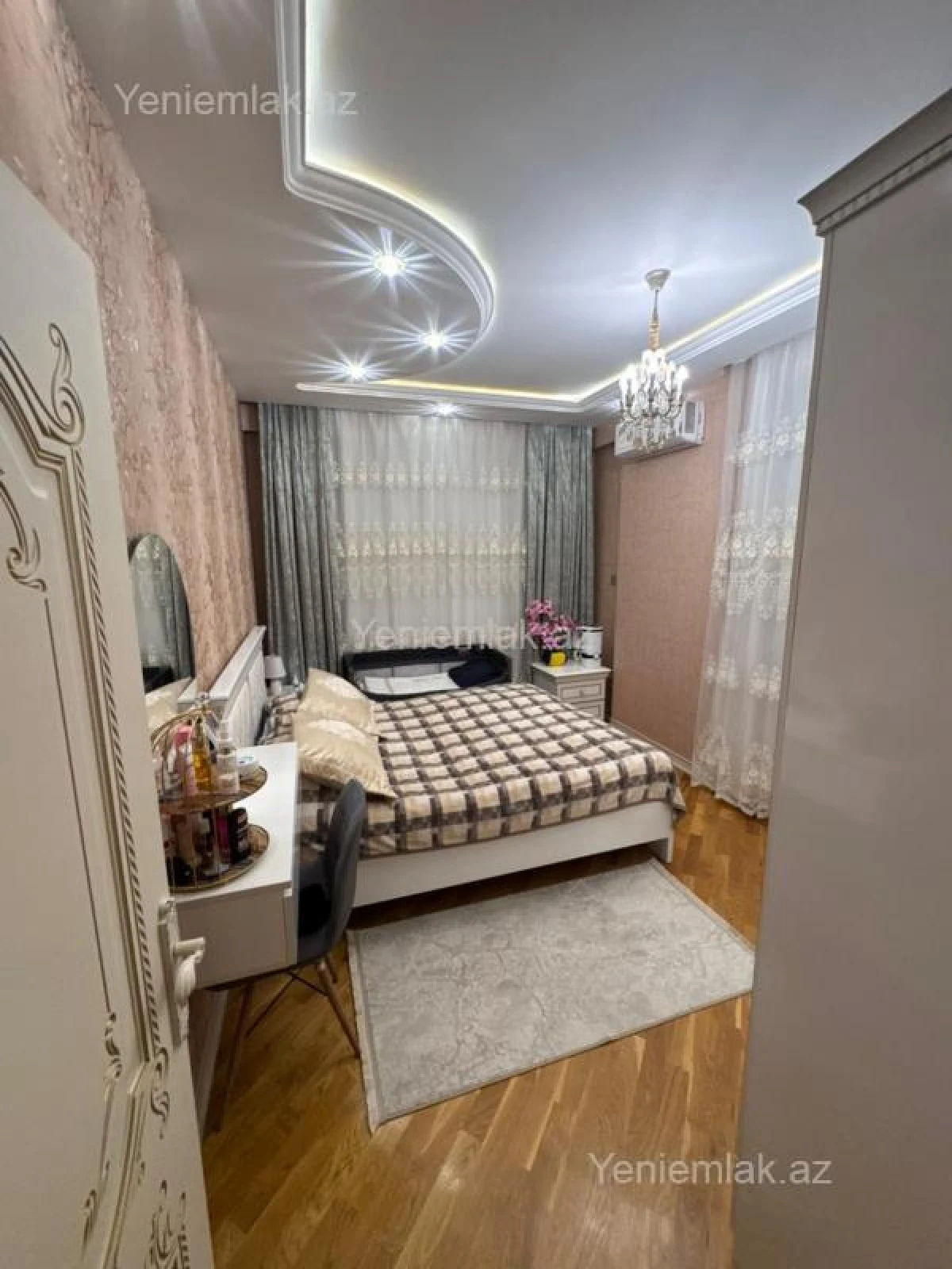 Satılır 3 otaqlı yeni tikili 101 m²