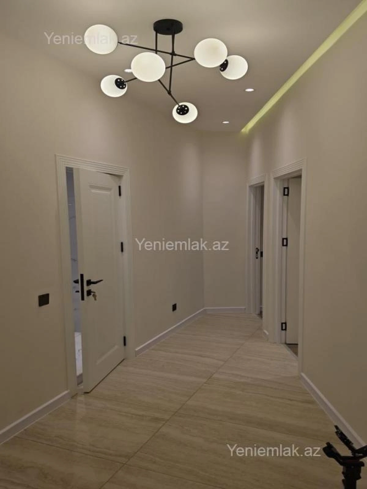 Satılır 3 otaqlı yeni tikili 85 m²