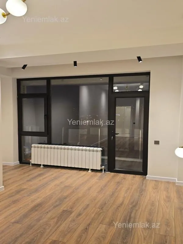 Satılır 3 otaqlı yeni tikili 85 m²