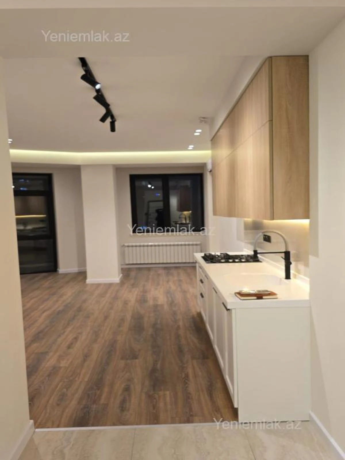 Satılır 3 otaqlı yeni tikili 85 m²