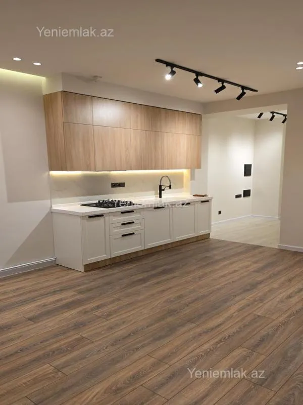 Satılır 3 otaqlı yeni tikili 85 m²