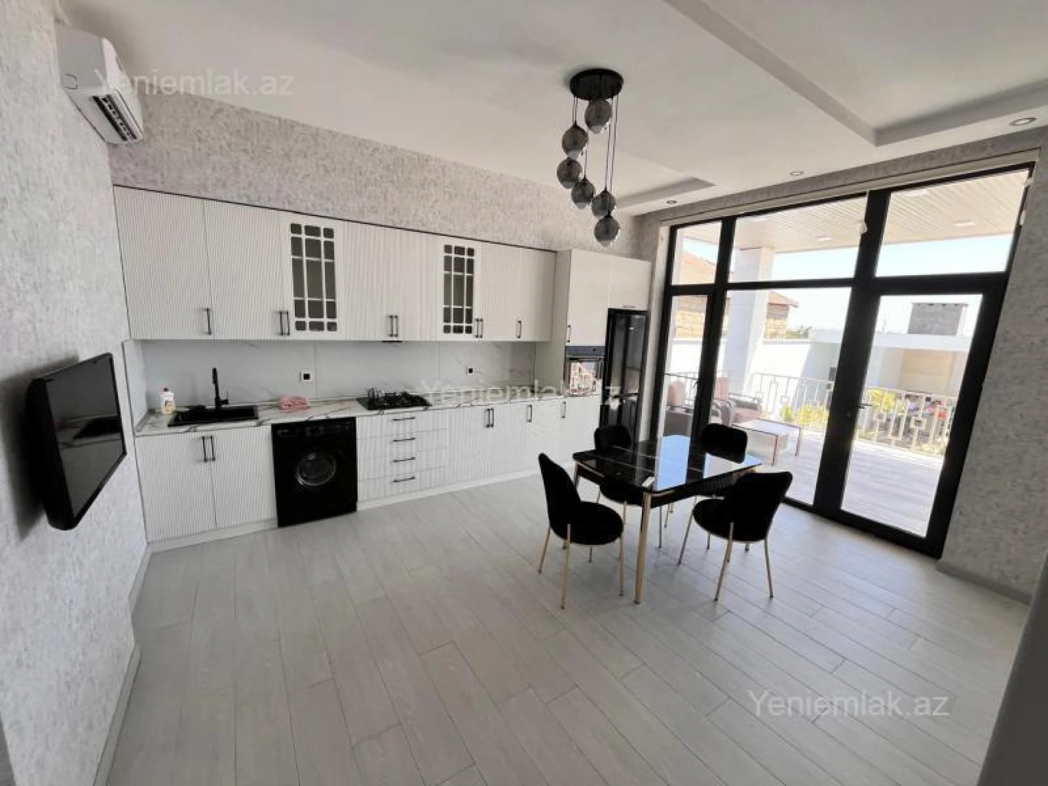 Satılır 6 otaqlı həyət evi 320 m²