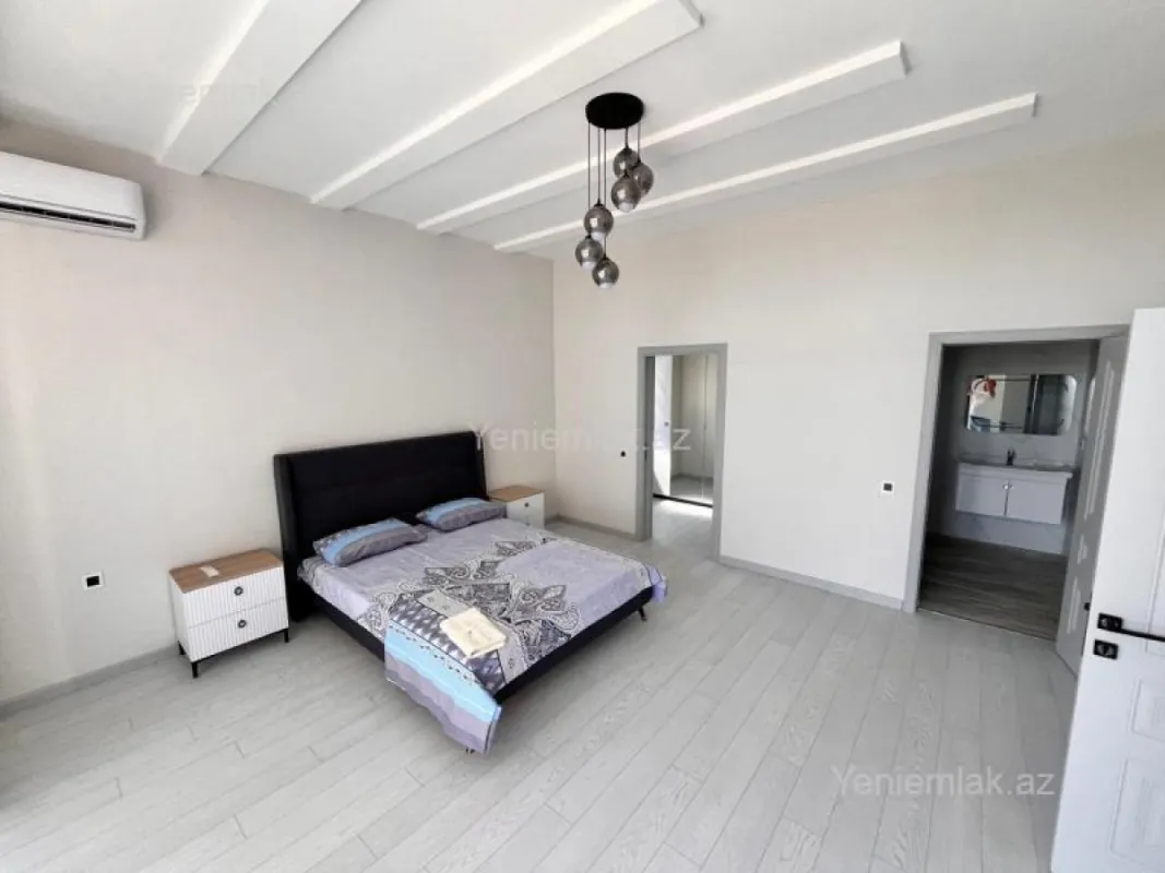 Satılır 6 otaqlı həyət evi 320 m²