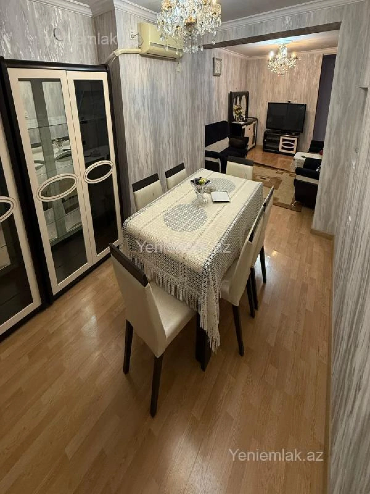 Satılır 3 otaqlı köhnə tikili 105 m²