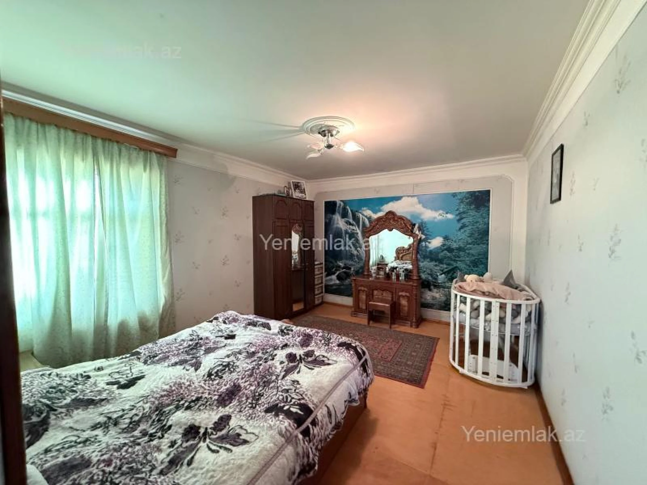 Satılır 6 otaqlı həyət evi 260 m²