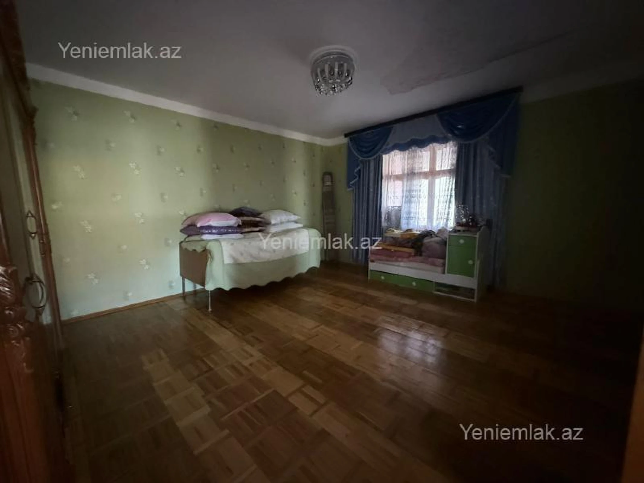 Satılır 6 otaqlı həyət evi 260 m²