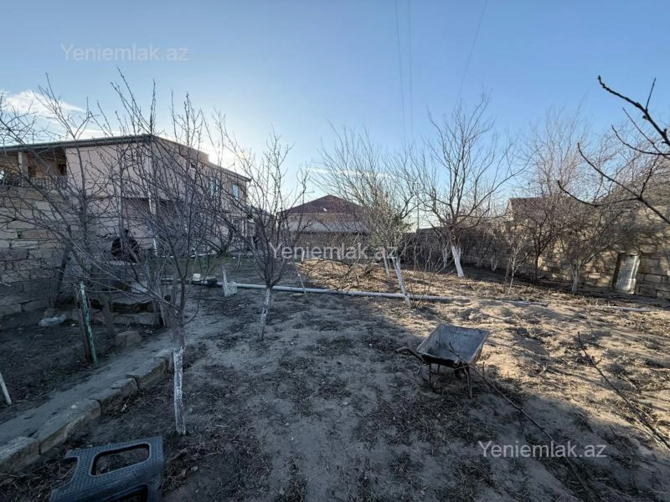 Satılır 6 otaqlı həyət evi 260 m²