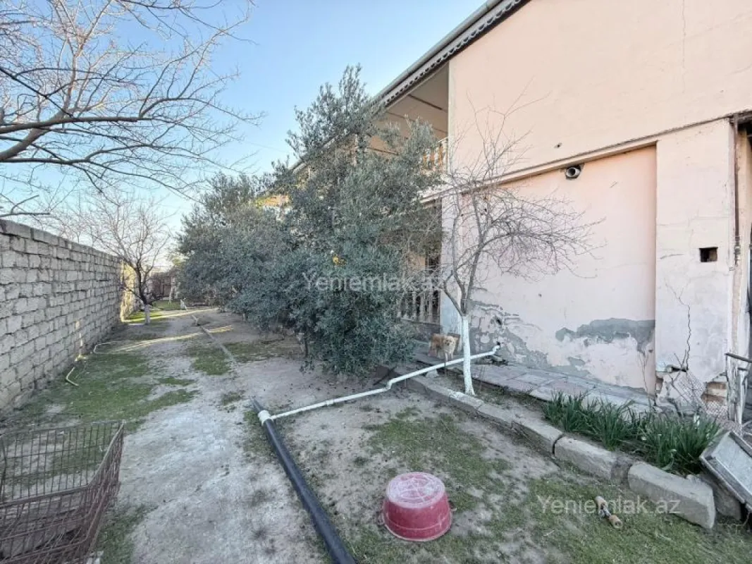 Satılır 6 otaqlı həyət evi 260 m²