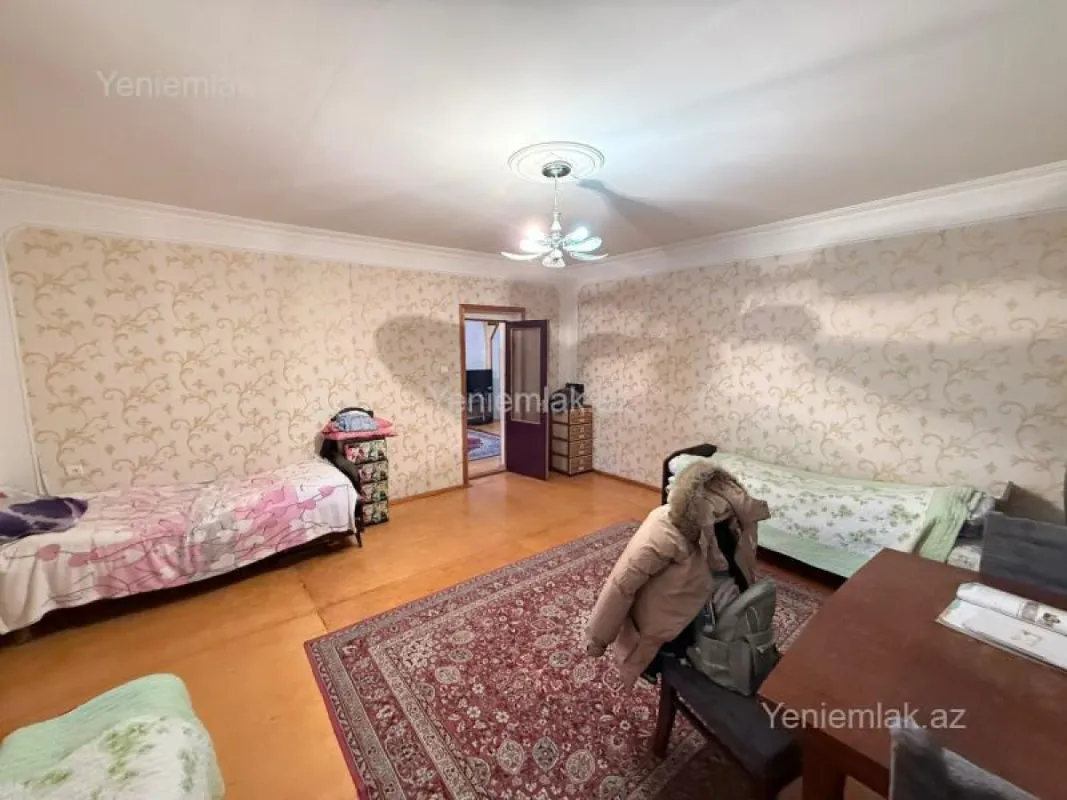 Satılır 6 otaqlı həyət evi 260 m²