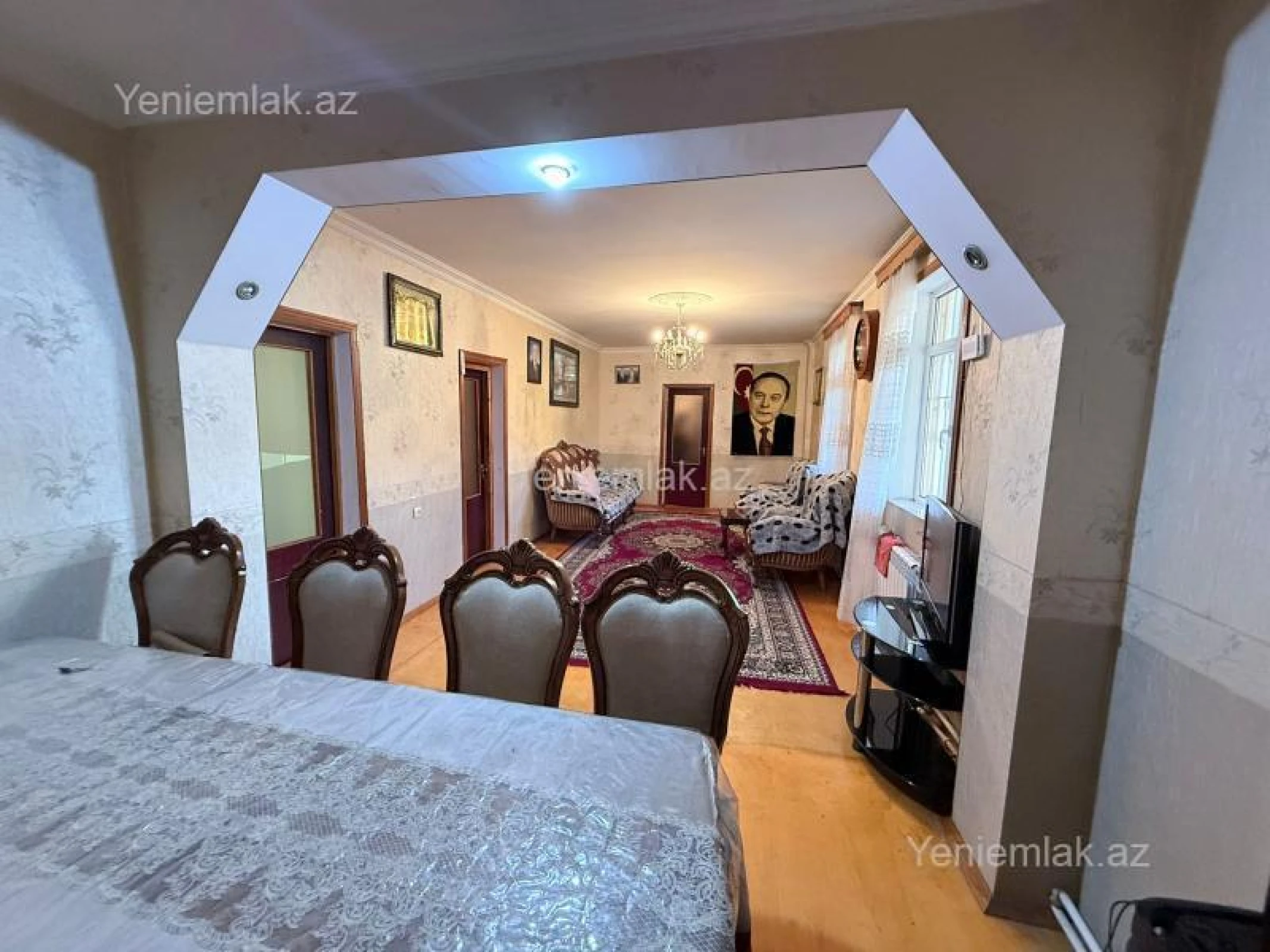 Satılır 6 otaqlı həyət evi 260 m²