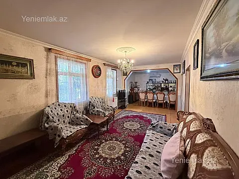 Satılır 6 otaqlı həyət evi 260 m²