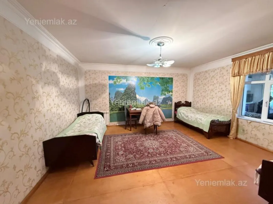 Satılır 6 otaqlı həyət evi 260 m²